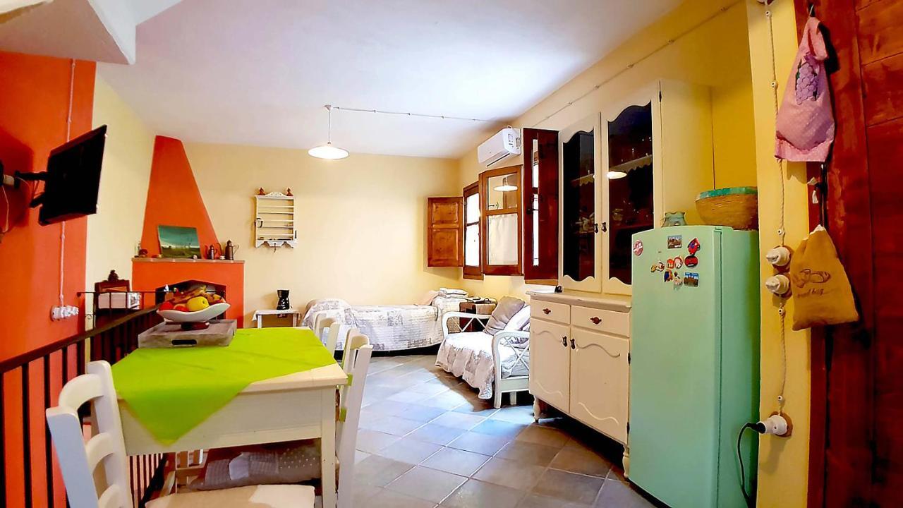 Casa Vacanza La Posadina Baunei Villa Bagian luar foto